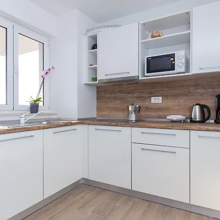 Apartments Kiara Punat Exterior photo